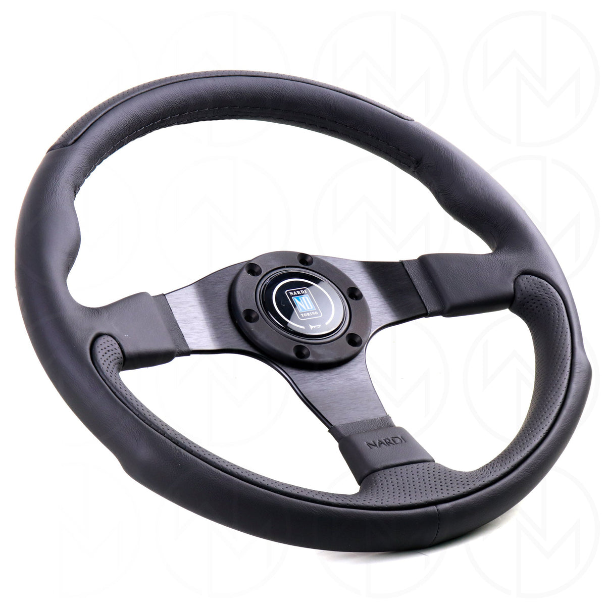NardiLeaderSteeringWheel_2_120