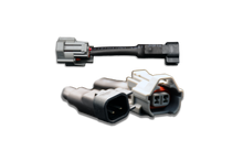 Load image into Gallery viewer, Set of 6 Denso (female) to US Car/EV6 (male) injector plug adaptors (padpdtou6)