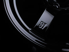 Load image into Gallery viewer, Rays Gram Lights 57CR Wheels - Gloss Black 18x9.5 / 5x120 / +38