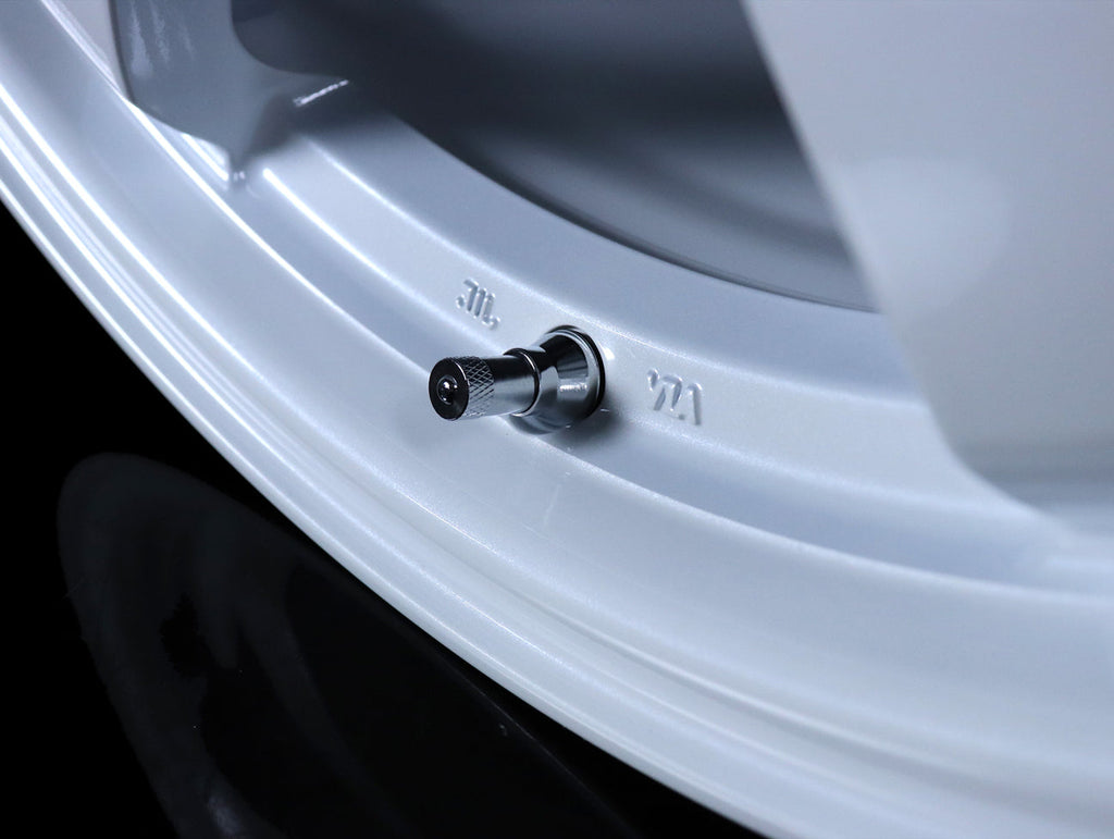 Rays Gram Lights 57DR Wheels - Ceramic Pearl 18x9.5 / 5x114 / +38