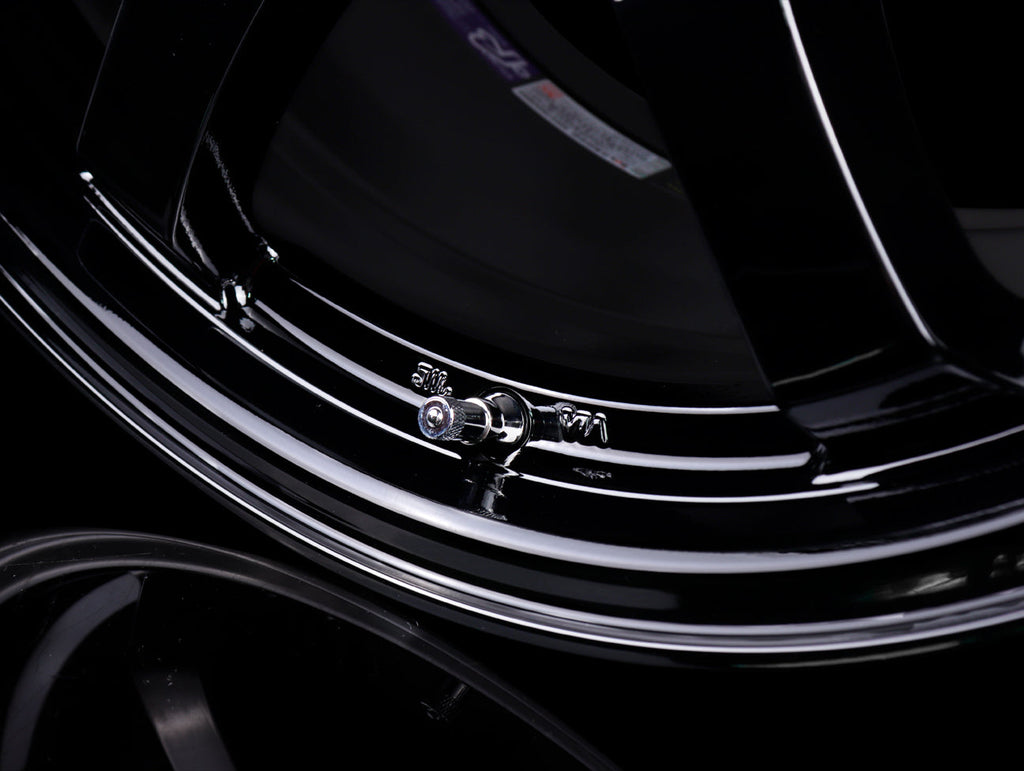 Rays Gram Lights 57DR Wheels - Gloss Black 17x9 / 5x114.3 / +38