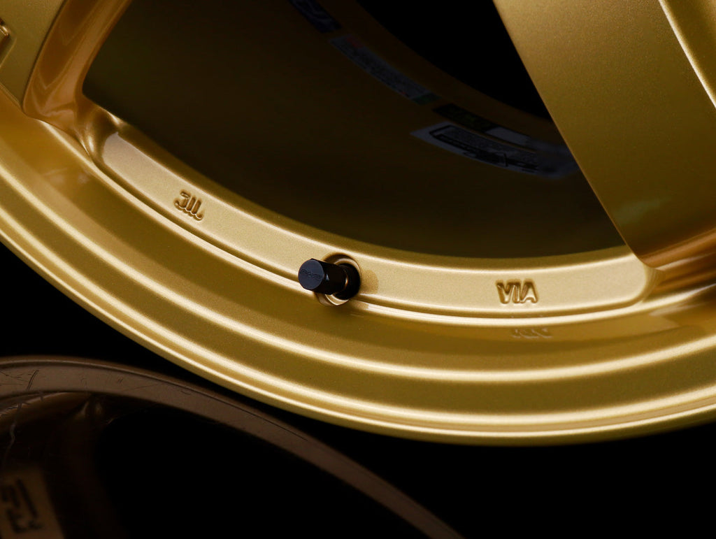 Rays Gram Lights 57CR Wheels - Gold 19x9.5 / 5x120 / +35