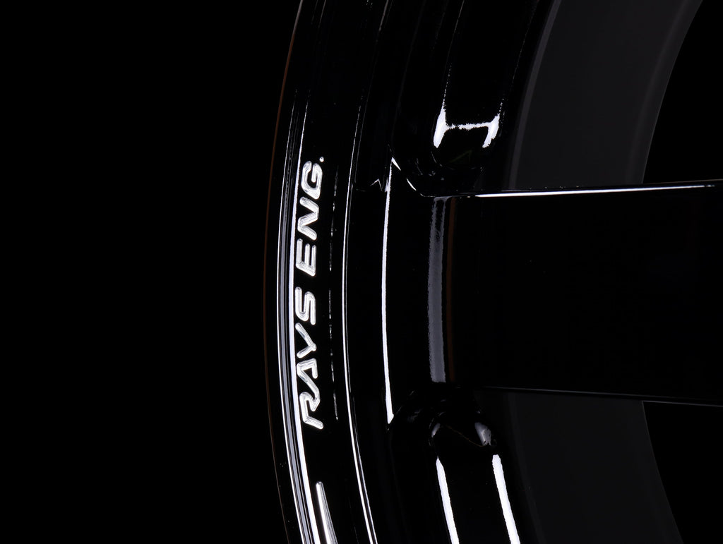 Volk Racing TE37 Saga S-Plus Time Attack Wheels - Black/Redot / 18x9.5 / 5x120 / +38