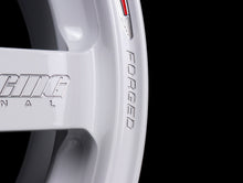 Load image into Gallery viewer, Volk Racing TE37 Saga S-Plus Time Attack Wheels - White/Redot / 18x9.5 / 5x120 / +38