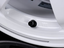 Load image into Gallery viewer, Volk Racing TE37 Sonic Time Attack Edition Wheels - Dash White 15x7 / 4x100