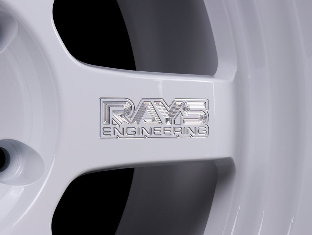 Volk Racing TE37V 10th Anniversary - Dash White - 18x9.5 / 5x120 / +22