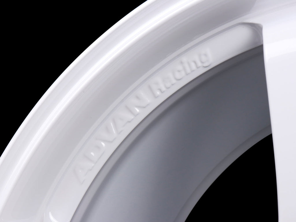 Advan Racing GT Wheels - Racing White / 18x9.5 / 5x120 / +35