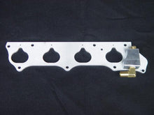 Load image into Gallery viewer, Hasport K-Series intake manifold adapter plate for K24 head to run K20 intake manifold